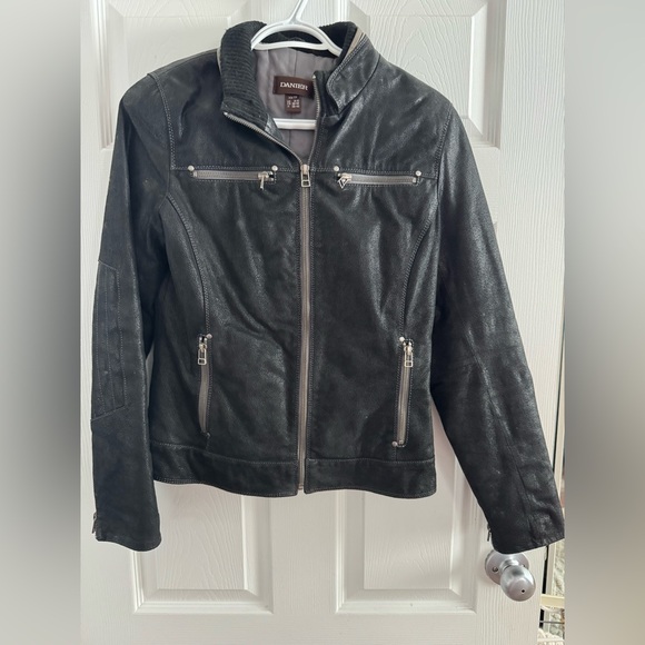 Danier Jackets & Blazers - Danier Black Leather Jacket with Zipper Details